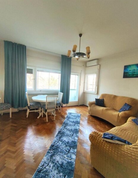 Piata Romana  Apartament 3 camere